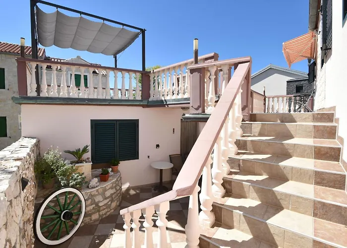 Ledinko 3 By Interhome شقة بريفلاكا