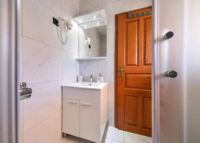 Ledinko 3 By Interhome شقة بريفلاكا